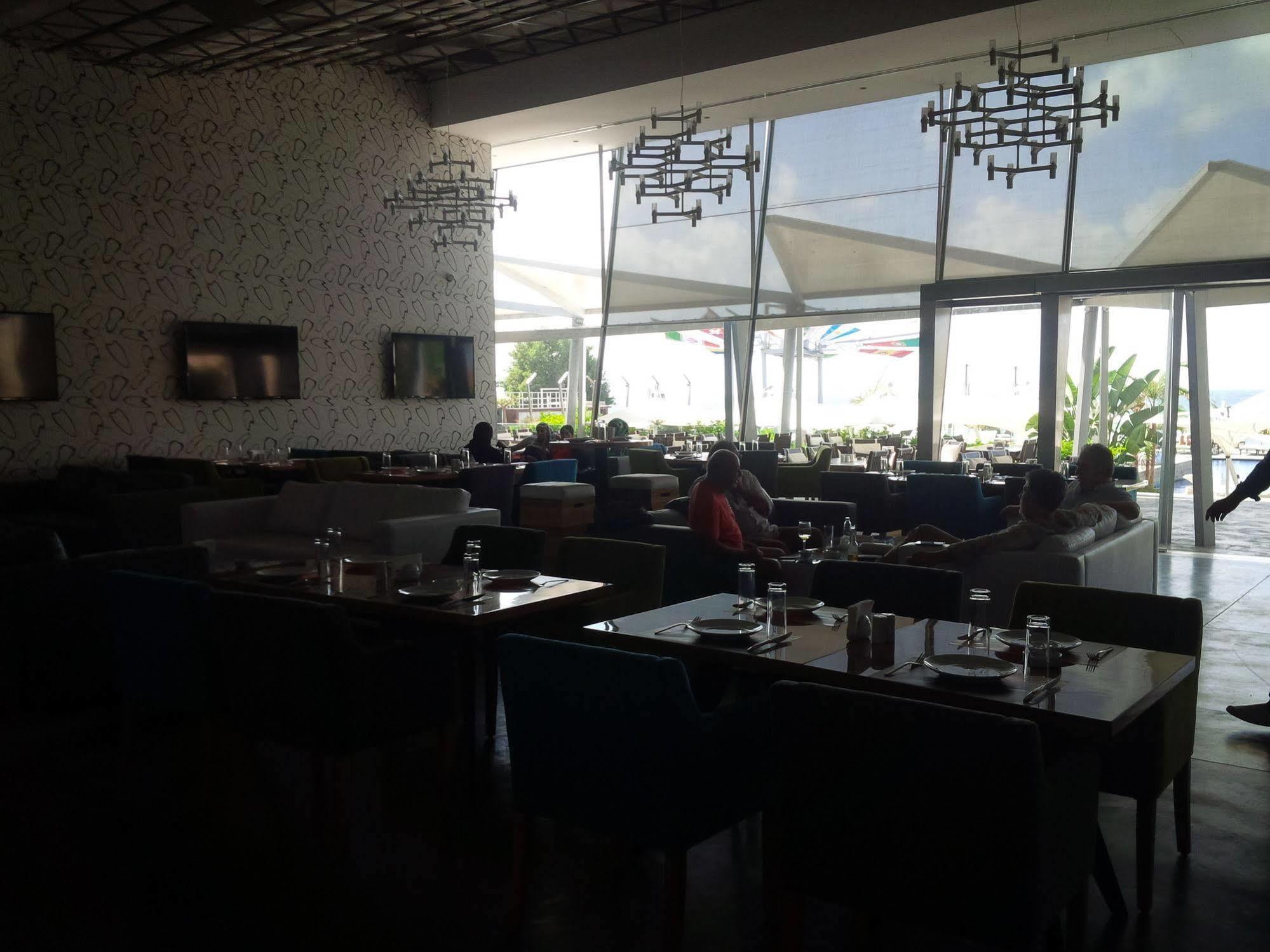 Veer Luxury Boutique Hotel & Beach Club Jounieh Eksteriør bilde