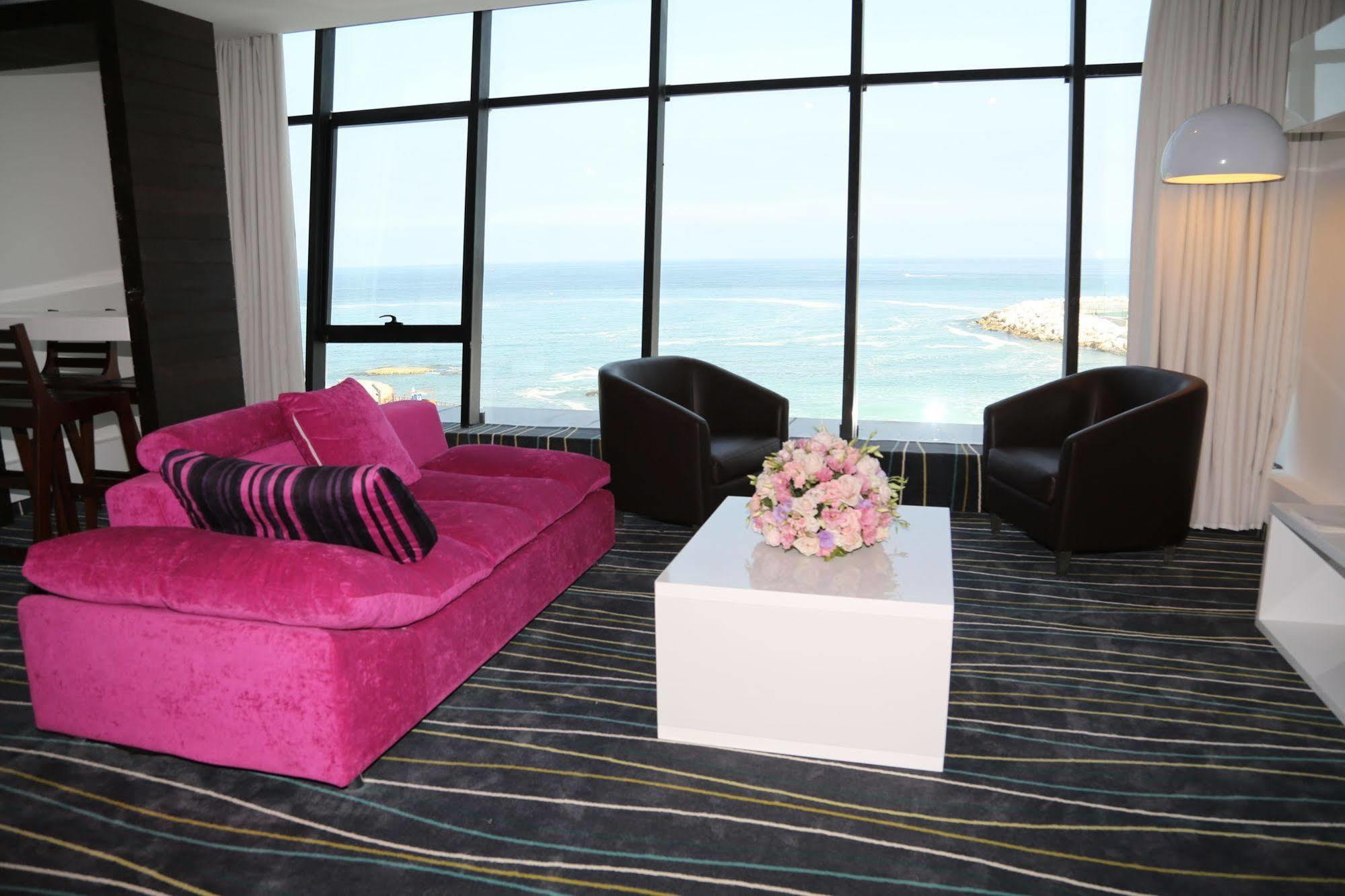 Veer Luxury Boutique Hotel & Beach Club Jounieh Eksteriør bilde